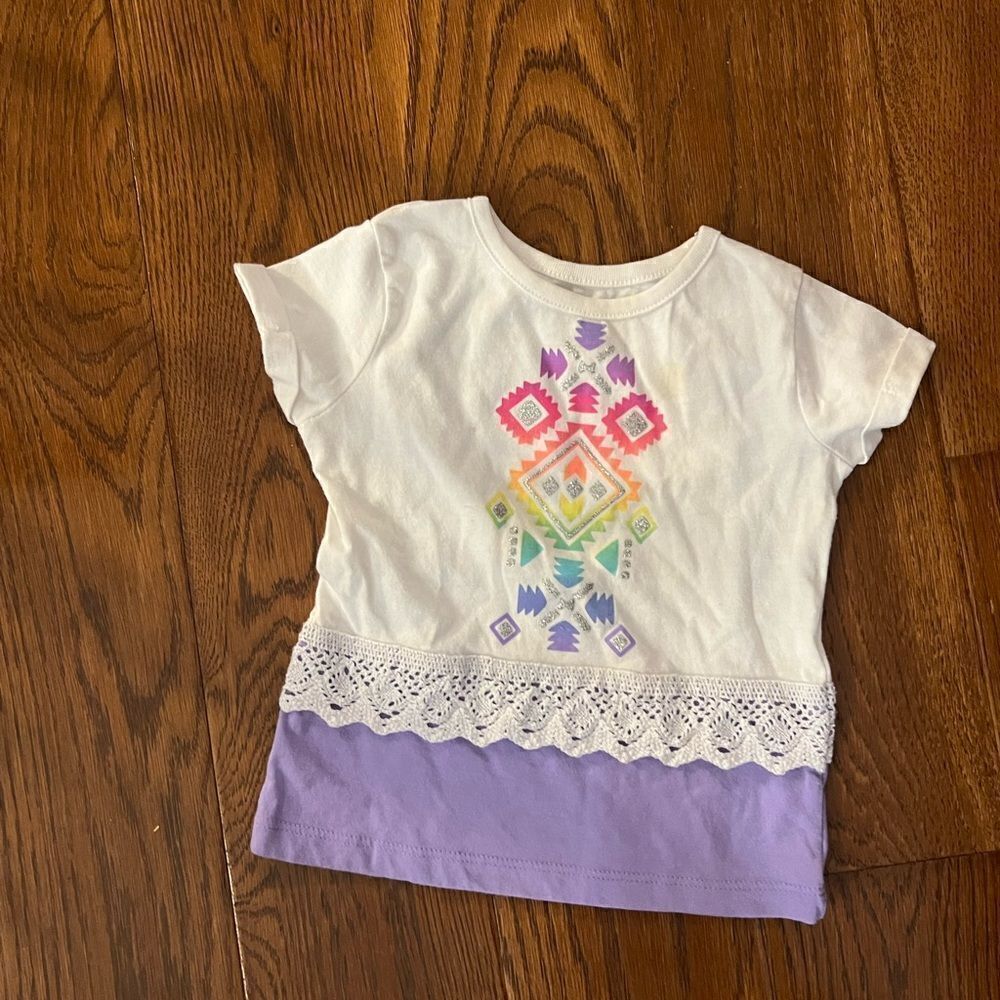Garanimals beautiful size 2T rainbow and glitter design purple & white blouse
